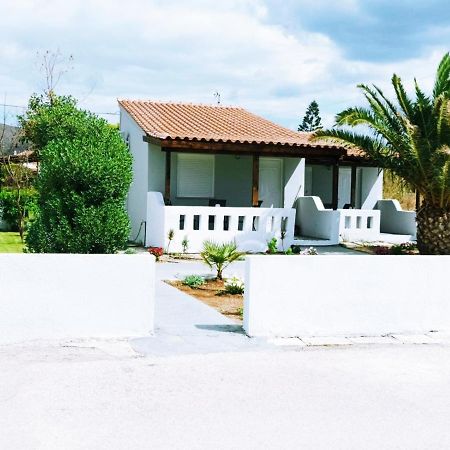 V&E'S Apartments Pigadhia  Luaran gambar