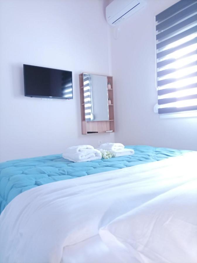 V&E'S Apartments Pigadhia  Luaran gambar