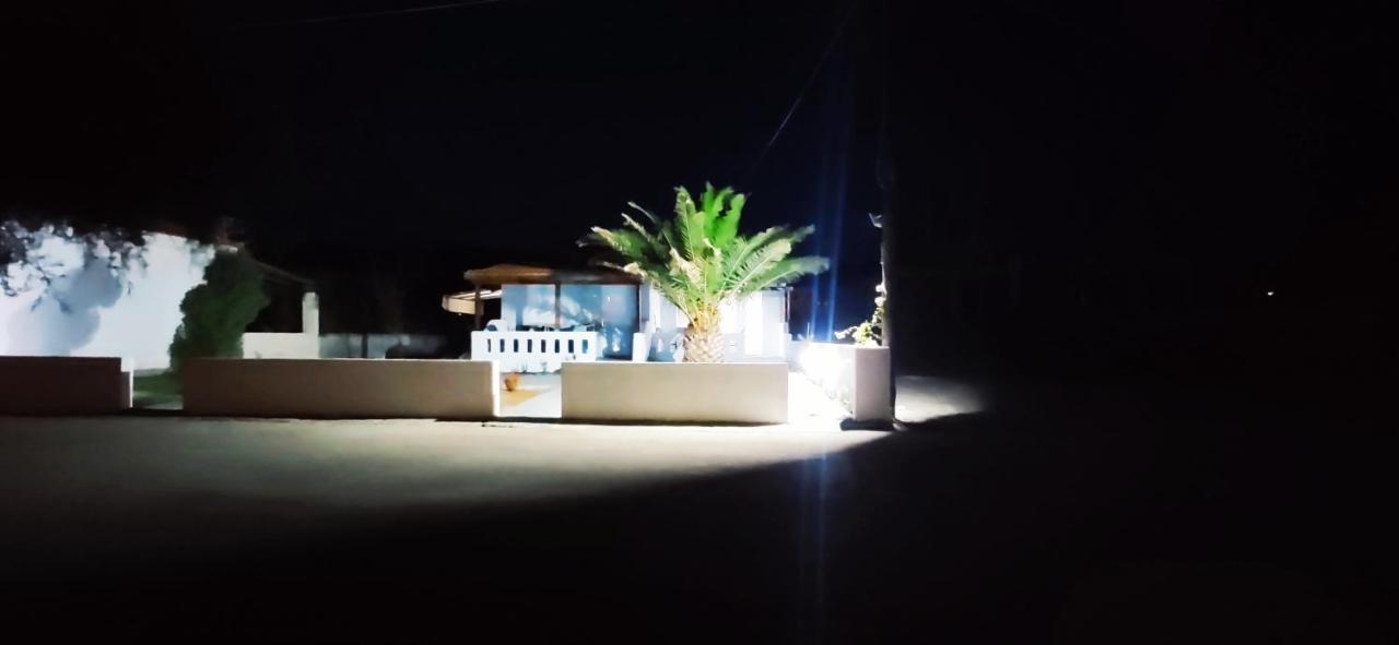 V&E'S Apartments Pigadhia  Luaran gambar