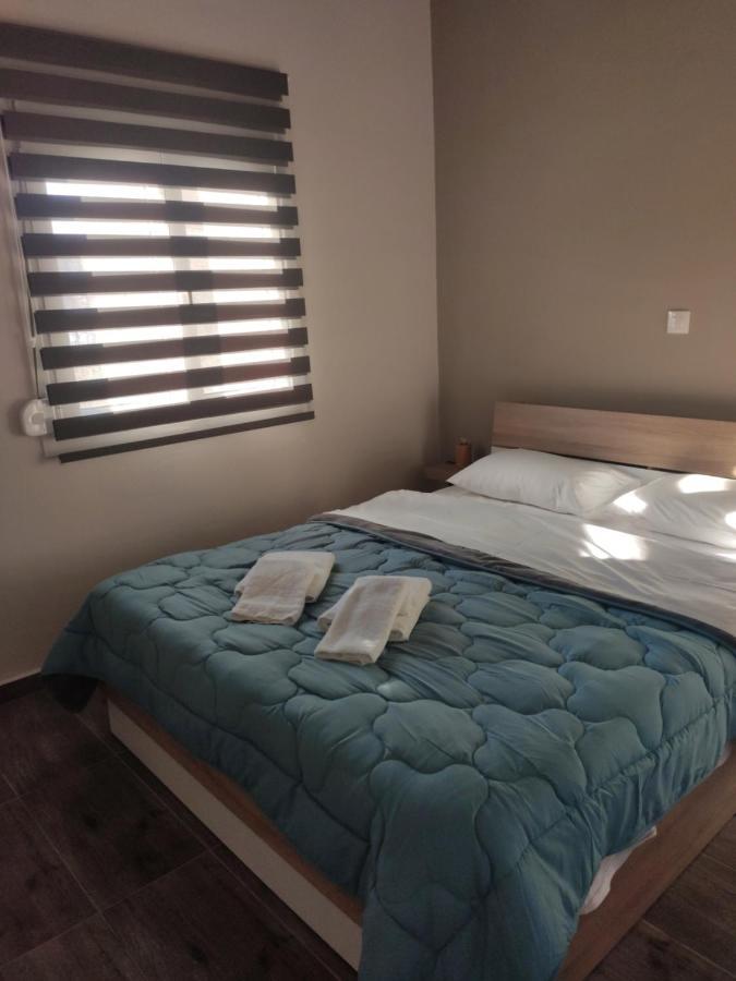 V&E'S Apartments Pigadhia  Luaran gambar