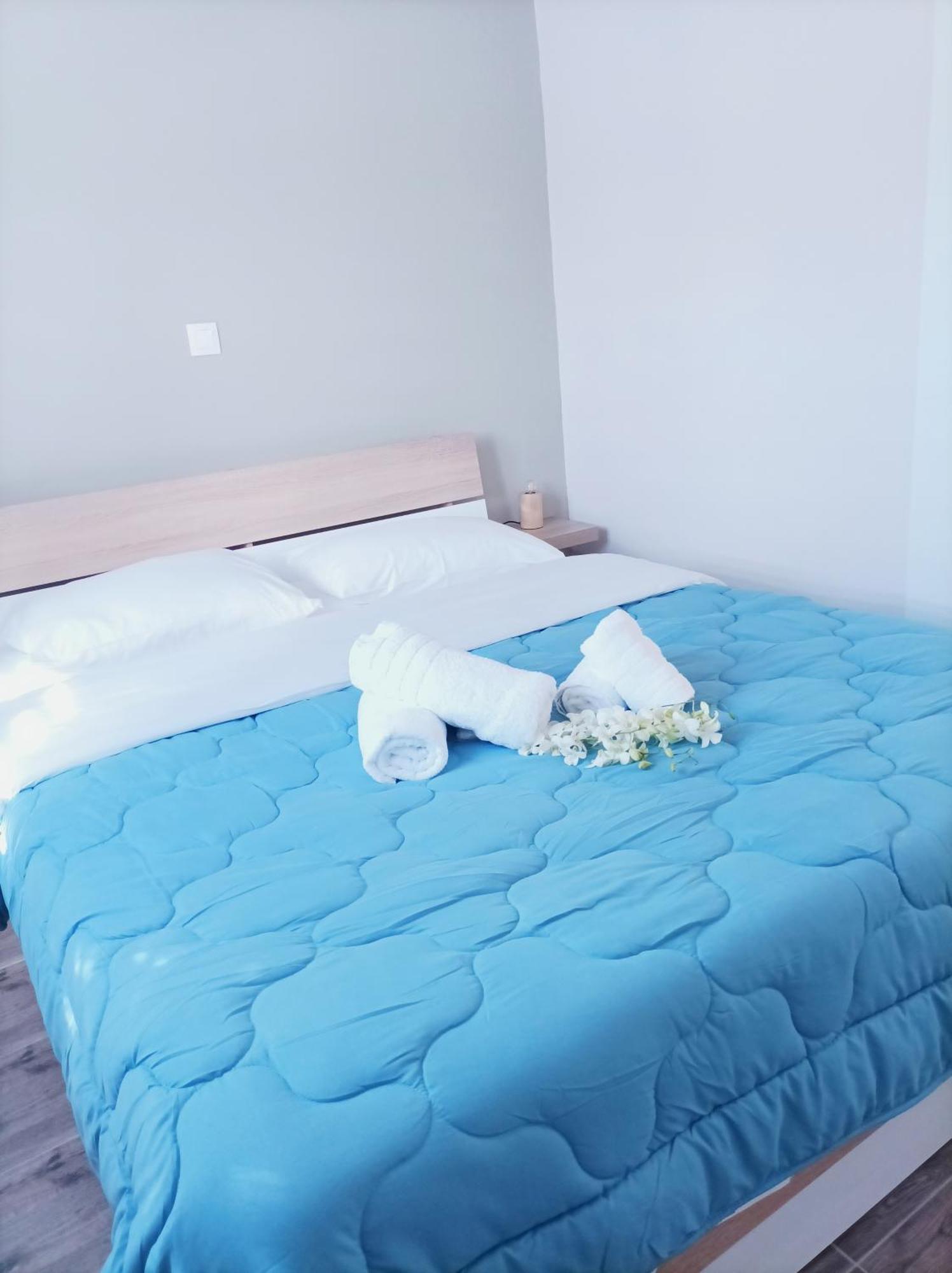 V&E'S Apartments Pigadhia  Luaran gambar