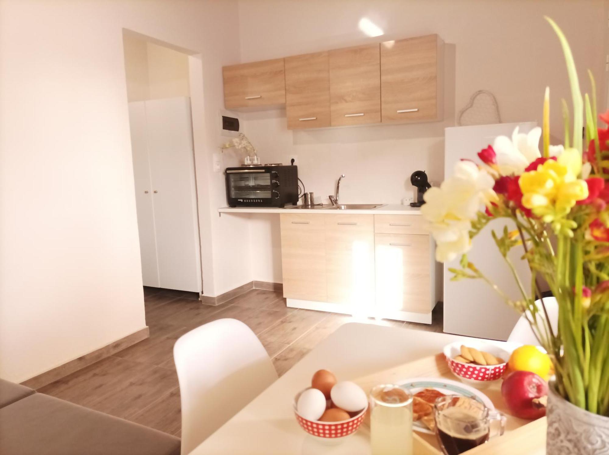 V&E'S Apartments Pigadhia  Luaran gambar