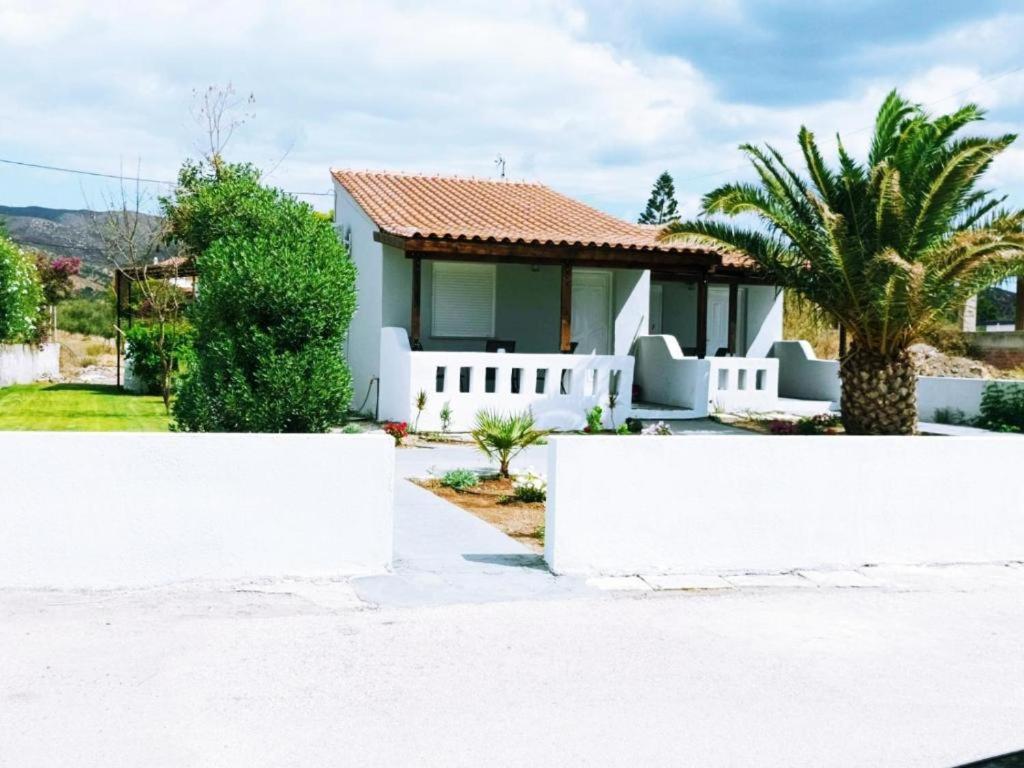 V&E'S Apartments Pigadhia  Luaran gambar