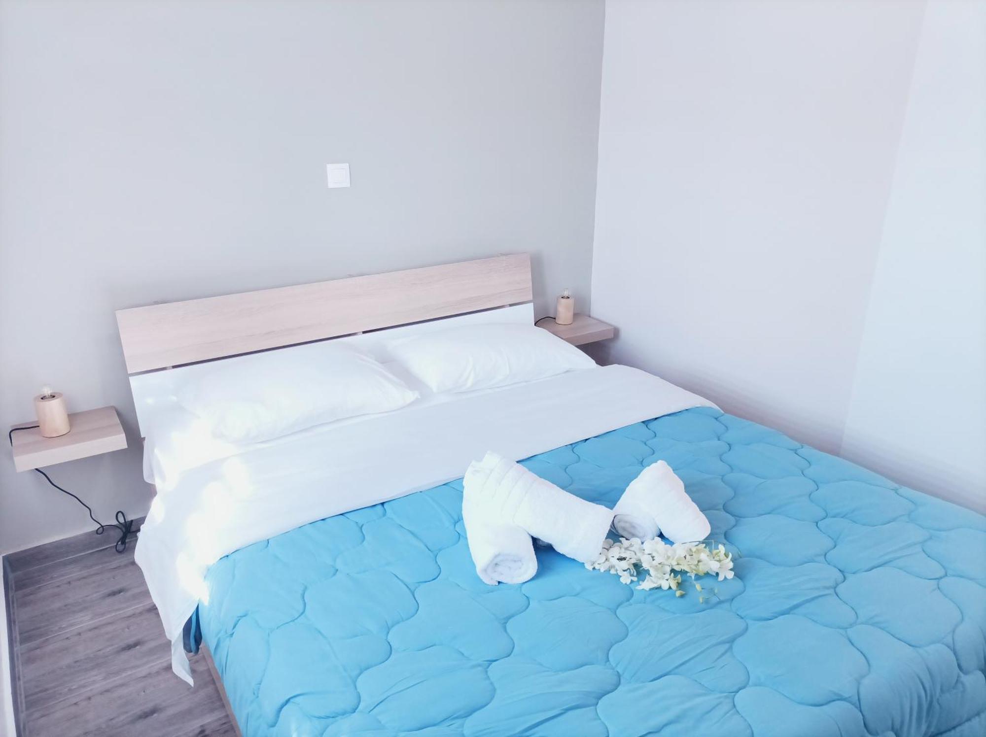 V&E'S Apartments Pigadhia  Luaran gambar